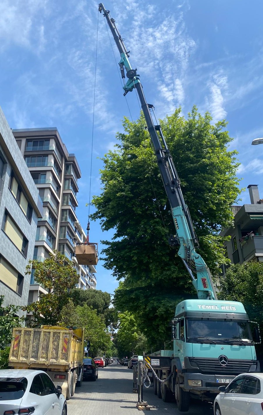Altunizade kiralık sepetli vinç hizmeti
